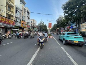 cần bán nhà 1 trệt 1 lầu gần chợ phúc hải, gần nguyễn ái quốc p. tân mai giá chỉ 4,8tỷ dt 6x25m