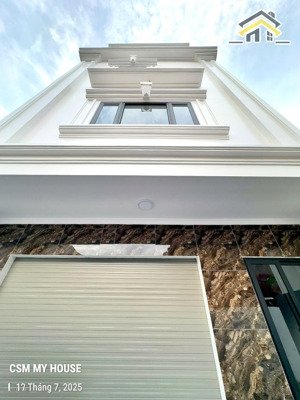 nhà mới 3 tầng - 41m2 - sân cổng riêng - 3.290 tỷ