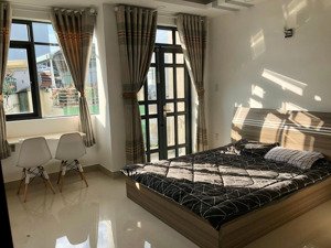 cho thuê phòng đầy đủ nội thất có ban công- chỉ nhận nữ nvs dùng chung với 1 phòng nữ - 4,5 triệu