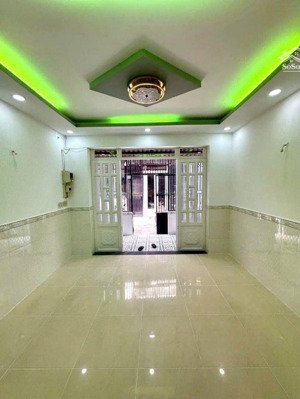 bán nhà hẻm xe hơi âu dương lân