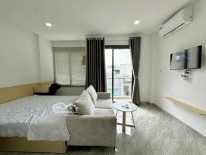 trống lại studio ban công đẹp mê li full nt , mg riêng ngay công viên phú nhuận - hẻm oto yên tĩnh
