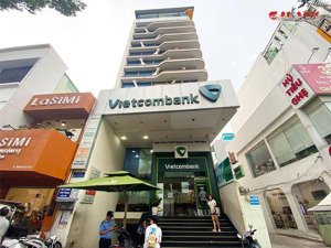 bán tòa nhà mặt tiền nguyễn tri phương quận 10. dt : 8,5x20m. 1 trệt 6 lầu. hđt : 180tr