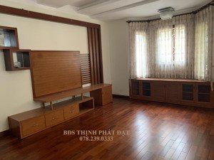 bán nhà đường nội bộ kdc trung sơn. 120m2, 3 lầu, vị trí đẹp, không ks. sh giá 18,5 tỷ 