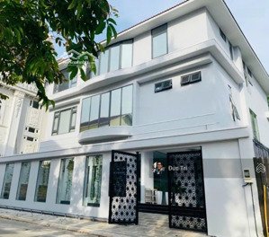 hàng siêu hiếm thảo điền biệt thự 2 mặt tiền cn 448m2- 100 tỷ , giữ là lãi mua là giàu