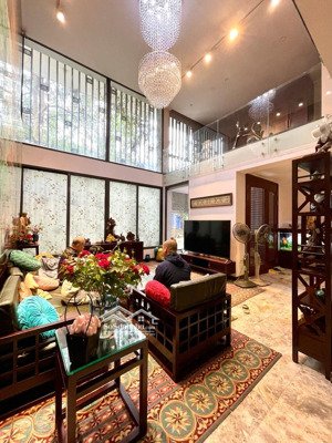 vip! phân lô nguyễn chí thanh, 80* 8 tầng, 3 thoáng thang máy, oto, kinh doanh. giá 27,1 tỷ.