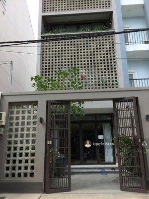 cho thuê nhà đẹp mặt tiền hoàng quốc việt 5x25m 4 tầng hđ lâu dài