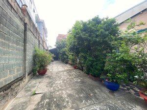 bán nhà mt lý tế xuyên, thủ đức 640m² (8.6 x 45m, nh32m) vườn biệt thự sẵn, 30 tỷ (47 triệu/m²)