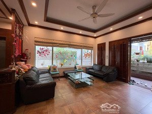 biệt thự 4 tầng - làng việt kiều châu âu