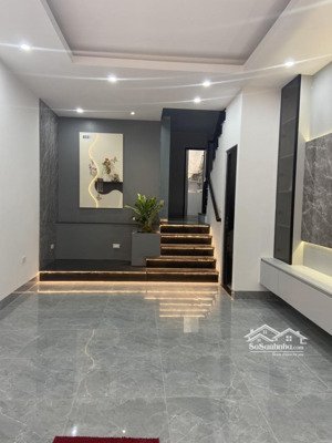 chính chủ bán nhà nghĩa tân, 5 tầng, 50m2, thang máy. chỉ có 10.3 tỷ