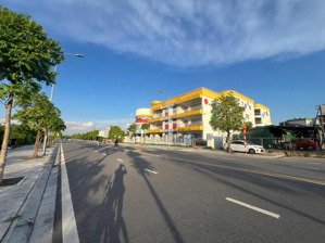 bán mảnh đất đấu giá gần hồ điều hoà cự khối(30ha) 65m2 (5x15m) giá chỉ 14.2 tỷ-giữ tiền rất tốt