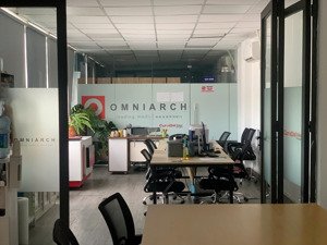văn phòng 70m2 có bàn ghế sẵn giá 18 triệu/tháng tòa nhà vp mặt tiền tô hiến thành, p14, quận 10