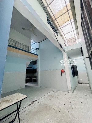 3,8 tỷ- 8x8, 2 tầng 3pn,shr, không qh phạm thế hiển, bùi minh trực, quận 8