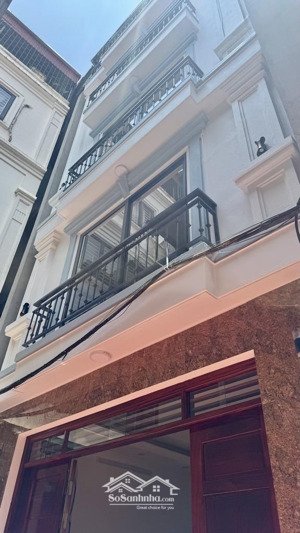 nhà đẹp dân xây - trung tâm việt hưng - vài bước ra ô tô tránh. 40m2 - 6.9 tỷ