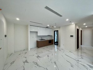 không đăng ảo ! cho thuê 3 ngủ nguyên bản 15triệu view nội khu quảng trường lh em nam 