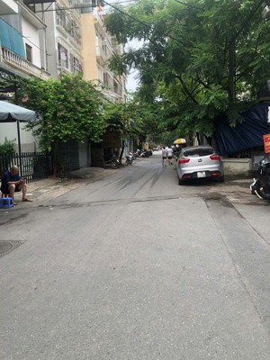 bán gấp nhà siêu hiếm doãn kế thiện, 24,5 tỷ, 66,9m2, lô góc kinh doanh đỉnh.