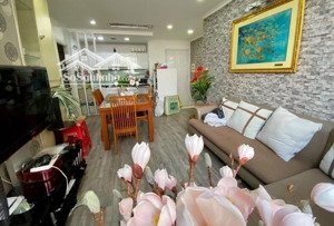 gấp! căn hộ screc tower đang bán với giá hời, full nội thất