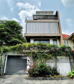 siêu biệt thự đường bùi tá hán. nhà đẹp mà giá lại tốt nhất quận 2. 10x16m. cn:160m. giá 39 tỷ