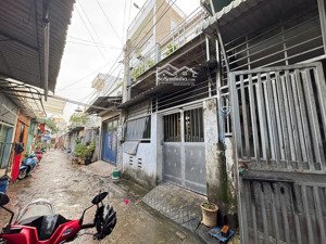 chủ gởi bán nhà 1 trệt 1 lầu đường ống nước,5x13=65,8m2,hẻm xe hơi,sổ riêng, cách chợ đông hòa 150m