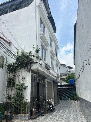chính chủ gửi bán nhà 3.5 tầng trần thành ngọ kiến an