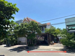 hàng hiếm mặt tiền đẹp khó tìm ngay bàu mạc 3 - ngang 7.5m - gần biển- sạch đẹp, không cống trụ