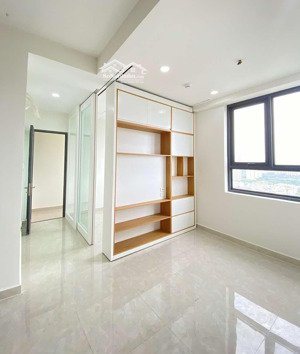 quỹ căn saigon intela bán 2pn 1.670ty, 3 phòng 2.2ty, skyvila 3.450ty lh e: 