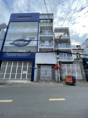 cho thuê toà nhà 49 đoàn giỏi, 4 x 16 - 5 tầng. có thang máy, thích hợp vừa ở vừa kinh doanh.
