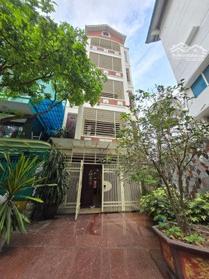 biệt thự lô góc phố đốc ngữ - hiếm có, ô tô tránh , khu cán bộ cao cấp - giá 38,2 tỷ