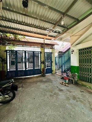 ngộp, nhà c4 full thổ 210m2, ngang 14m, hxh nguyễn xiển, ngay vành đai 3, chỉ 7.7 tỷ