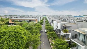 giá lỗ căn full nội thất giá chỉ 4,2 tỷ tại nhà phố the standard bình dương. lh ngay 