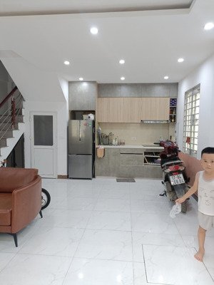 bán nhà 3.5 tầng dt 32.1 m2. lô góc thổ cư sổ đỏ la phù - an khánh. gần đường vành đai 4