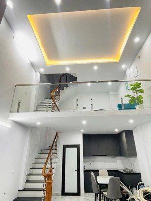 hiếm giá cực rẻ nhà mộc hoàn đình vân côn 5t xây mới 300m ra đại lộ tl.