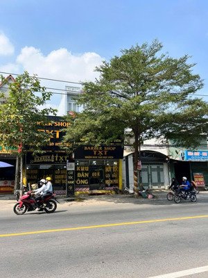 chính chủ bán gấp nhà 1 trệt 2 lầu mặt tiền kd nguyễn thị minh khai gần chợ tân long tn 14tr/th