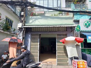 cho thuê mặt bằng 2 mặt tiền chợ vị trí vàng kinh doanh