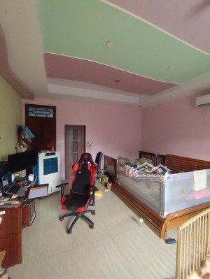 bán nhà khu bình đức cạnh chợ đầu mối cầu vuợt gò dưa, hơn 100m2 shr h.công , đường xe tải quay đầu