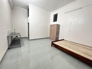 cho thuê phòng đẹp 30m full đồ chỉ 3,5tr vũ lăng, ngũ hiệp, thang máy. đương ô tô chay