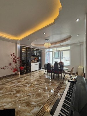 lô góc ba mặt thoáng vĩnh viễn, nắng gió tự nhiên ngập tràn qua từng tầng- tổng 288m2 xd