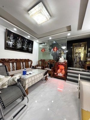 nhà mặt phố 4 tầng, giáp quận 11, khu bình phú, 114m2, thang máy, ngang 5m. giá 20 tỏi xíu