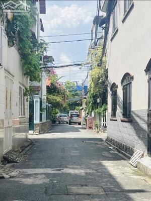 Bán Nhà Hẻm Xe Hơi, Âu Dương Lân Q.8, Ngang 4.3m, Giá Chỉ 6.6 Tỷ