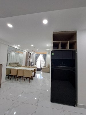 cho thuê căn hộ sài gòn south gồm 2 phòng ngủ, 2wc, 75m2, full nội thất , giá 14 triệu/tháng