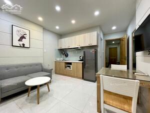 Căn hộ tách bếp rộng 35m2 full nội thất quận 3 đường lê văn sỹ gần cầu công lý