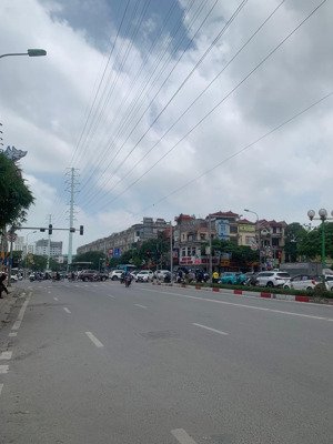 phân lô 35m x4 tầng. chỉ 7,18 tỷ hàng xóm galaxy tố hữu.hà đông. hà nội. gần ôtô tránh đỗ ngày đêm.