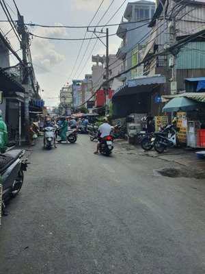 bán nhà 5,3x23m (nở 6m) mặt tiền chợ ba đình, 6 tầng, 5pn, phường 10, quận 8. lh: 