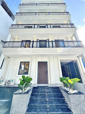 cho thuê căn hộ chung cư la rochelle residence - full nội thất cao cấp