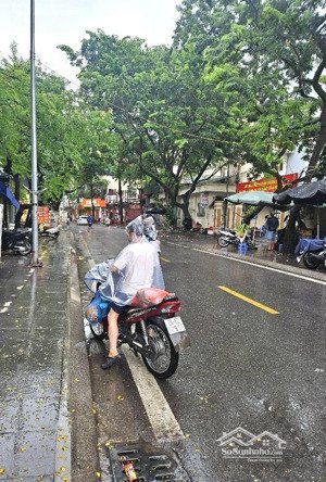 bán nhà mặt phố đặng văn ngữ kd sầm uất- mặ tiền khủng- vỉa hè rộng -2 thoáng -dòng t.iền 400tr