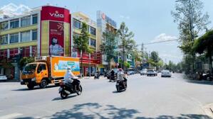 Bán tòa nhà góc 2 mặt tiền khu D2D Thống Nhất, Biên Hòa, 156m2, giá 25 tỷ 500.