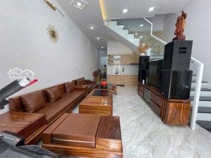bán nhà nha trang đường 10m, vừa ở vừa kinh doanh
