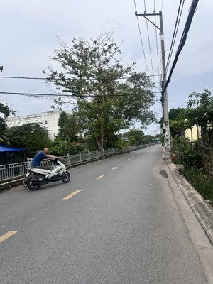 đất thổ cư mặt tiền đường thạnh xuân 31, phường tx, q12, dt 582.7m2 (13mx50m) đường 10m giá :19,5tỷ