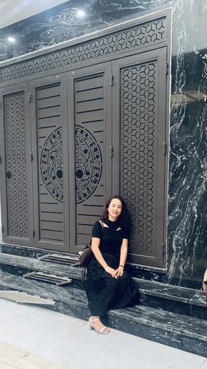 lô góc cổ nhuế - thang máy nhập khẩu - nhà mới keng - nội thất xịn sò. chỉ việc xách vali về ở