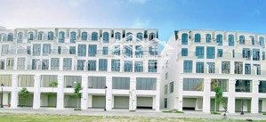 hiếm, duy nhất căn xẻ khe mặt đại lộ thảo viên dự án hinode royal park. diện tích 130m2 giá 28 tỷ