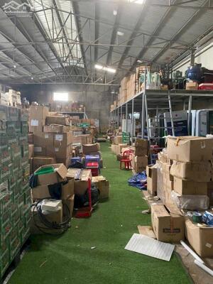 Cho thuê kho xưởng 700m2 đường Hà Huy Giáp Quận 12